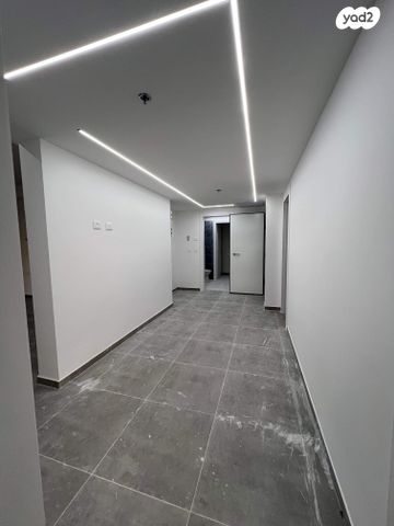 דירה, דרך ארץ 11, עיר היין, אשקלון