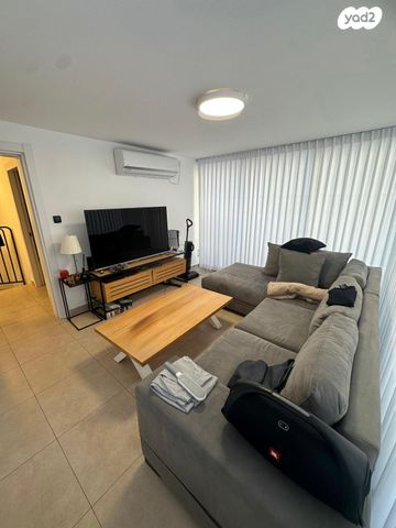 גג/ פנטהאוז, חיל הרגלים, נווה חוף, ראשון לציון