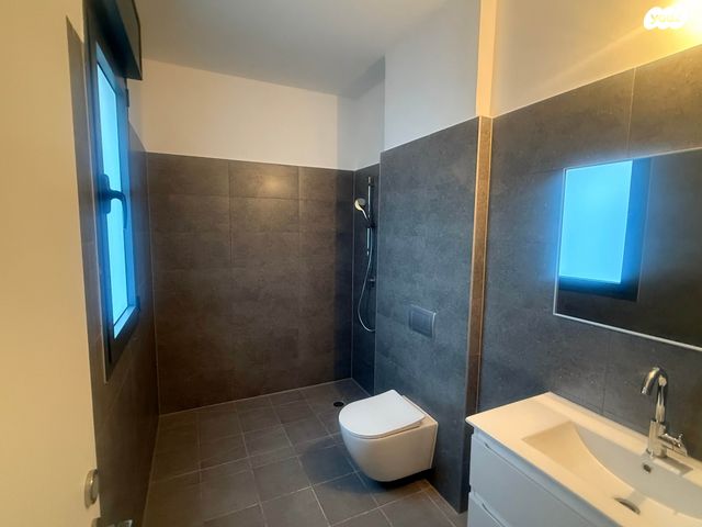 דירה, דניאל 3, ניצנה, בת ים