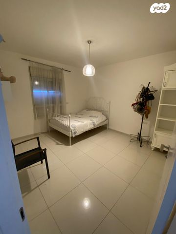 דו משפחתי, אהרון אהרונסון 2, רמת אפרים, נתניה