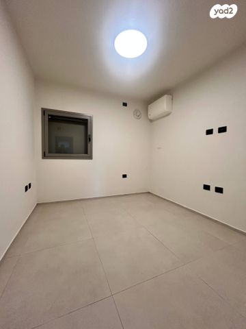 דירה, צהלון, שיכוני חסכון, תל אביב יפו