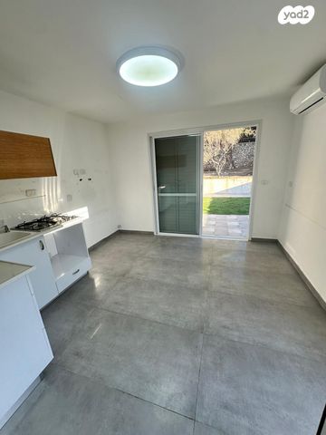 יחידת דיור, שבזי, נאות אשכול, יבנה