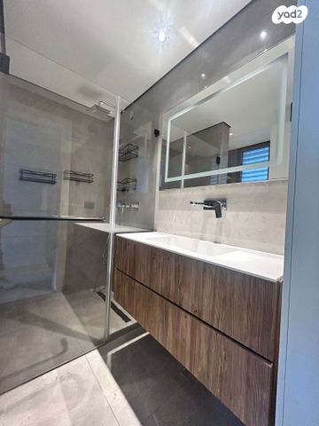 דירה, צהלון, שיכוני חסכון, תל אביב יפו