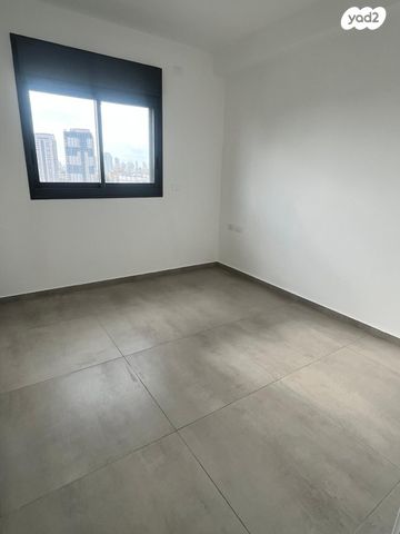 דירה, הרב הרצוג, צפון מערב מרכז העיר, נתניה