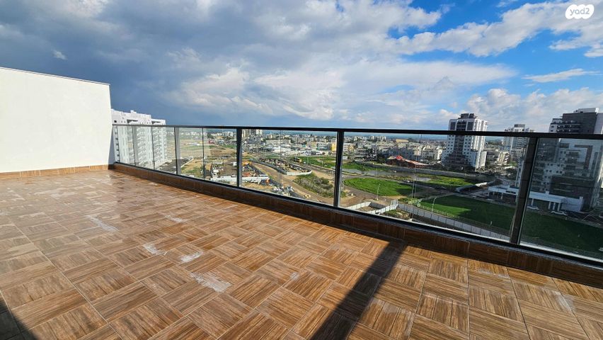 גג/ פנטהאוז, קרית מלאכי