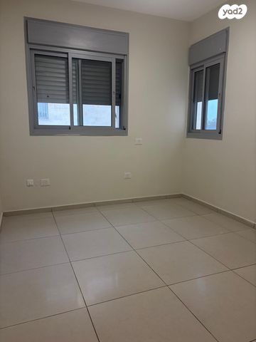 גג/ פנטהאוז, יוסי בנאי, קרית האמנים, מצליח, רמלה