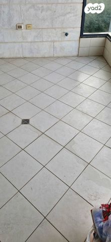 דירה, עזר וייצמן, מתחם 1200, הוד השרון