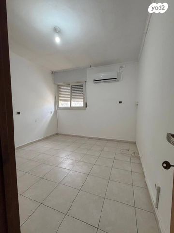 דירה, גולן 5, מוצקין הותיקה, קרית מוצקין