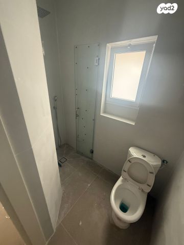 דירה, פועלי הרכבת, גבעתיים