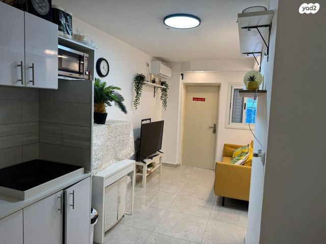 דירת גן, שמעון בר גיורא 24, שכונה ד', באר שבע