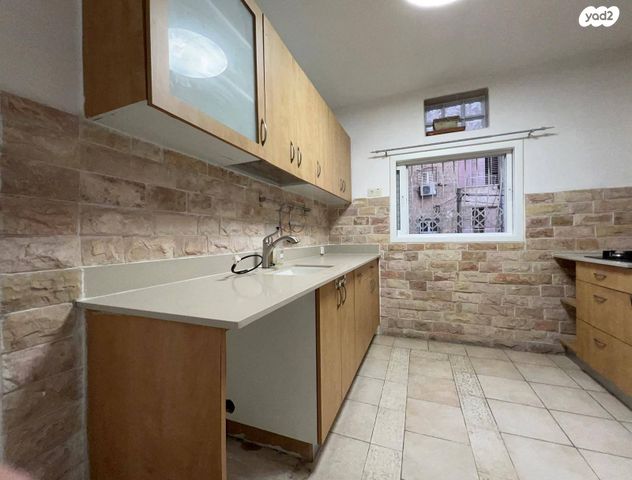 דירה, קרל נטר, אברמוביץ', ראשון לציון