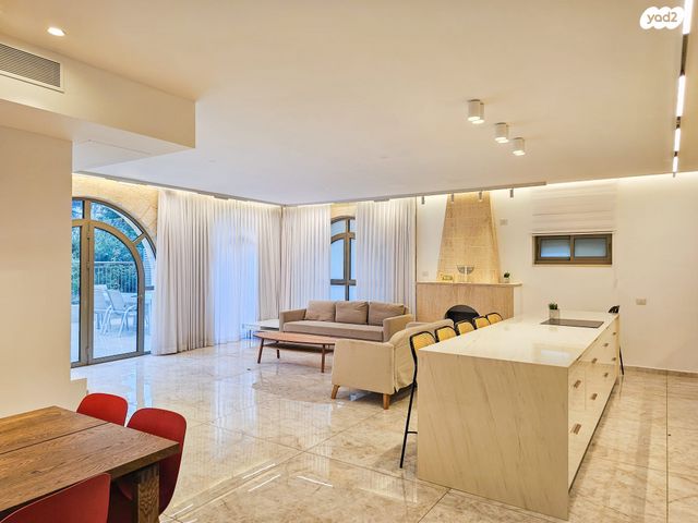 בית פרטי/ קוטג', קטמון הישנה, ירושלים