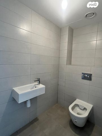 דירה, צפון מערב מרכז העיר, נתניה