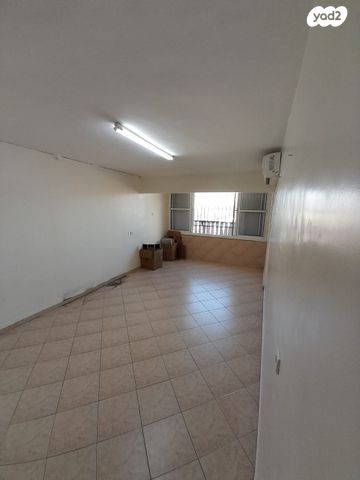 דירה, הרצל 21, מרכז עפולה עלית, עפולה