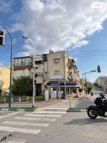 דירה, הרא"ה 161, עליות, רמת גן