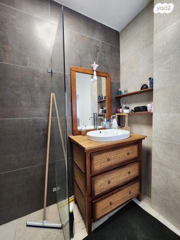 גג/ פנטהאוז, ברנר, מרכז דרום, רעננה