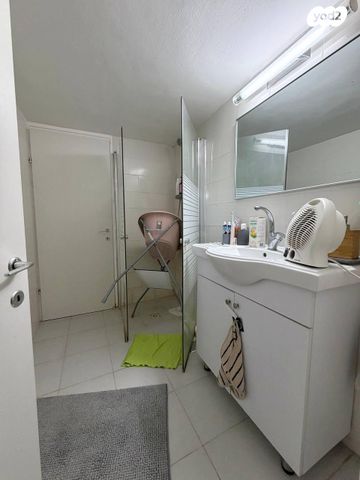 דירה, יחיעם 21, מרכז העיר, סביניה, הוותיקה, קרית ביאליק