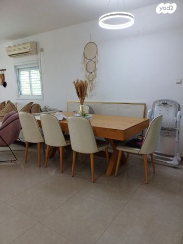 דירה, הרצליה