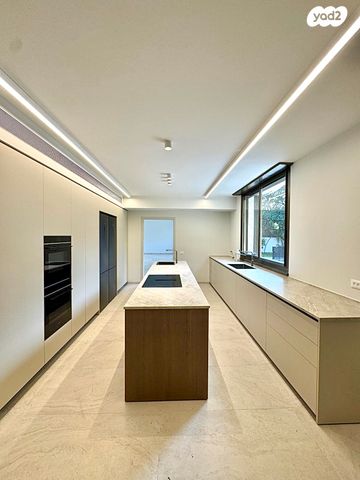 בית פרטי/ קוטג', כפר שמריהו, כפר שמריהו