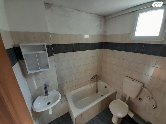 דירה, הרצל 21, מרכז עפולה עלית, עפולה