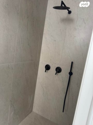 דירה, קרית ויצמן, רעננה