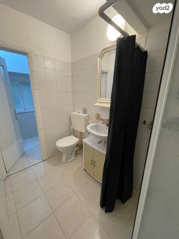 דירה, זלמן שניאור, רמות רמז, חיפה