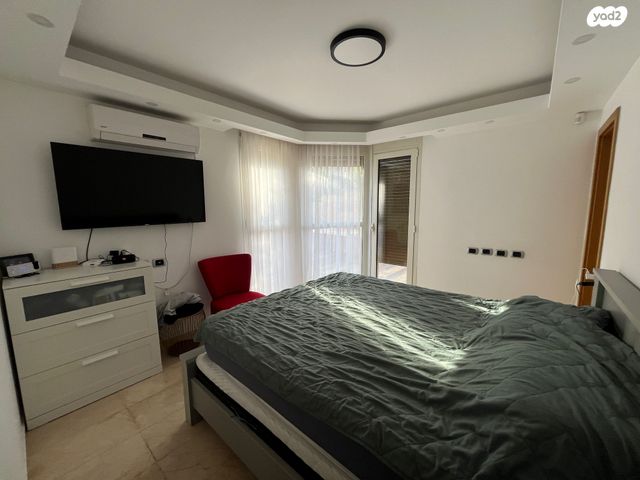 דירת גן, אבני חן, אילת