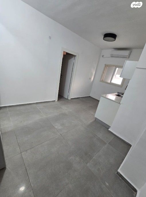 דירה, ארלוזורוב 26, הגבול רוטשילד, בת ים