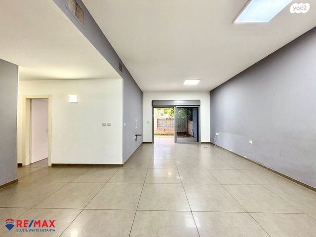 דירת גן, אגם כנרת 7, אגמים, נתניה