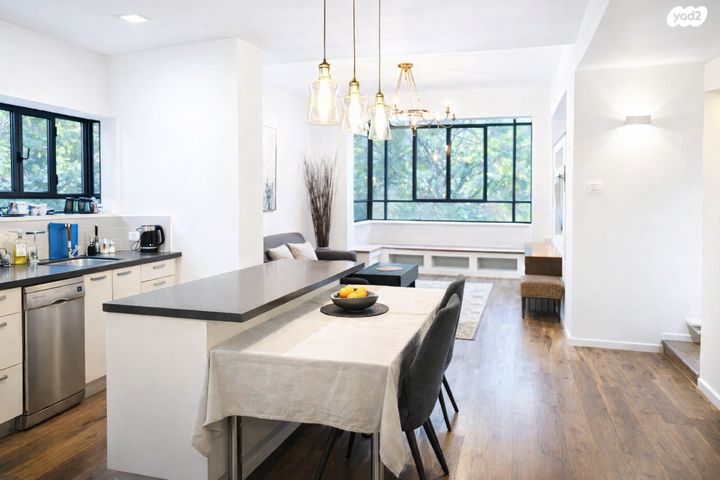 שדרות רוטשילד 129