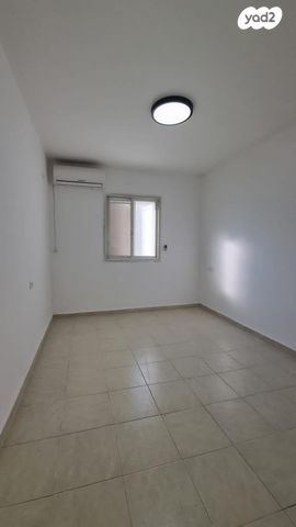 דירה, טרומפלדור 22, מרכז העיר, קרית אתא