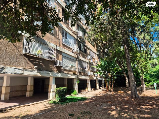 דירה, קרית ביאליק