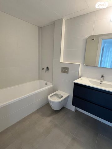 דירה, צפון מערב מרכז העיר, נתניה