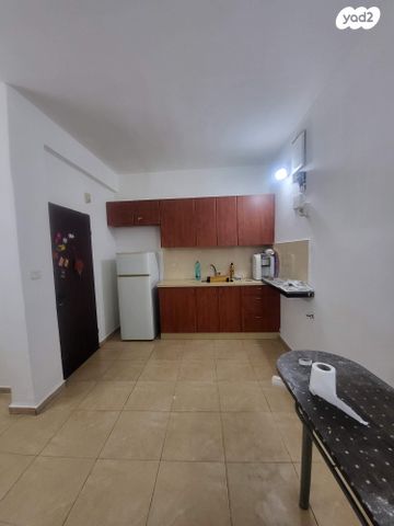 שדרות העצמאות 46