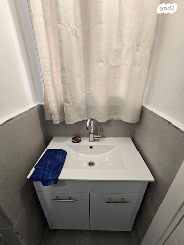 דירה, ארלוזורוב 26, הגבול רוטשילד, בת ים