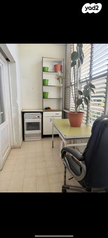 דירה, דרך בן גוריון, רמת גן