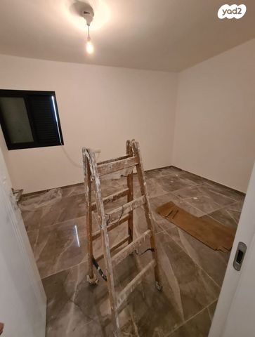 בית פרטי/ קוטג', הרקפות, ראש העין