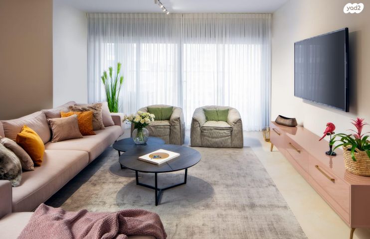 פרופ' יובל נאמן 