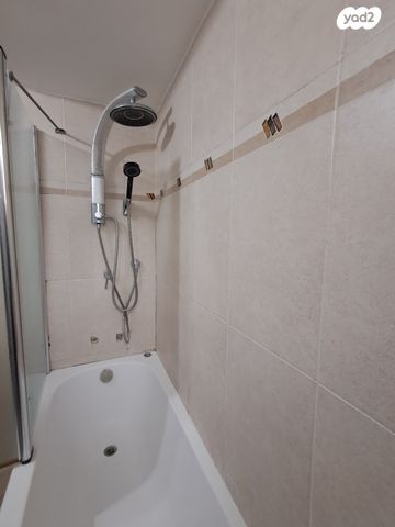 דירה, יהושע חנקין, רסקו א', חולון