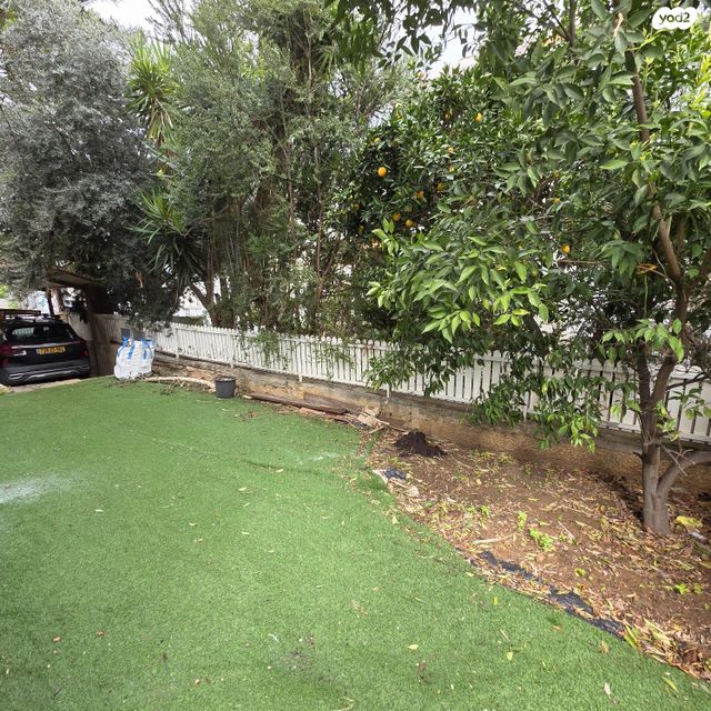 דירה, הרימונים 10, הרצליה