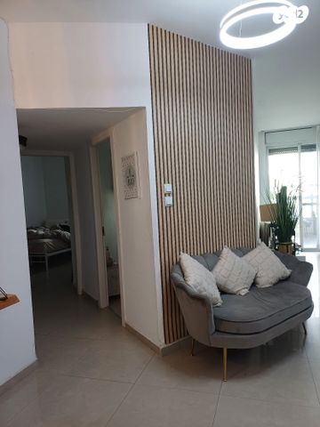 דירה, הרצליה