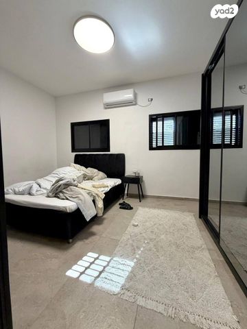 דירה, אוסישקין 31, מוצקין הותיקה, קרית מוצקין