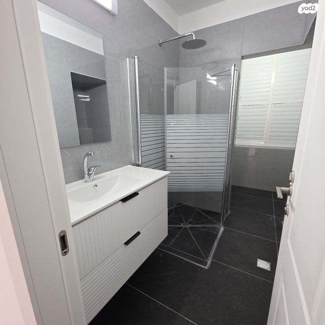 דירה, העצמאות, מרכז, הרצליה