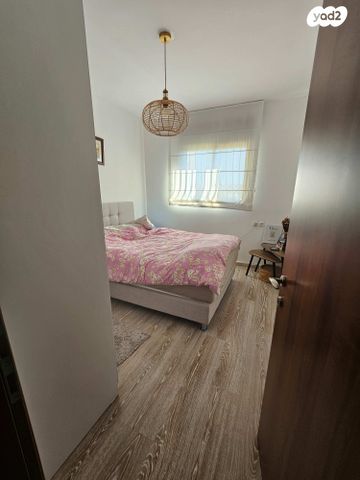 דירה, מעגל השלום, קרית חתני פרס נובל, ראשון לציון