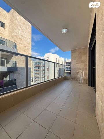 דירה, ז'בוטינסקי, רובע א', אשדוד