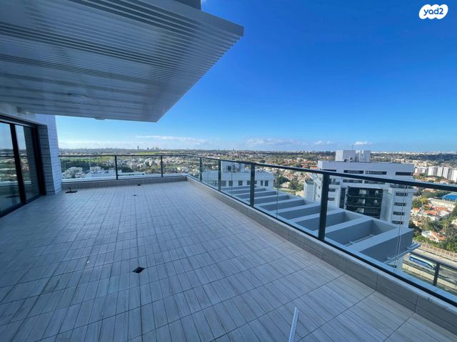 גג/ פנטהאוז