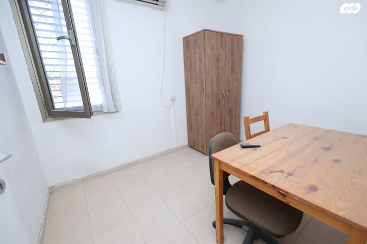 דירה, שמעון בר גיורא 18, באר שבע