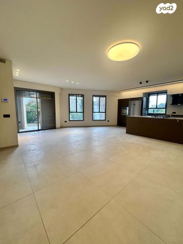 צהלון, שיכוני חסכון