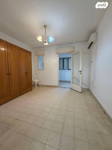 דירה, שדרות דגניה 25, קרית חיים מערבית, חיפה