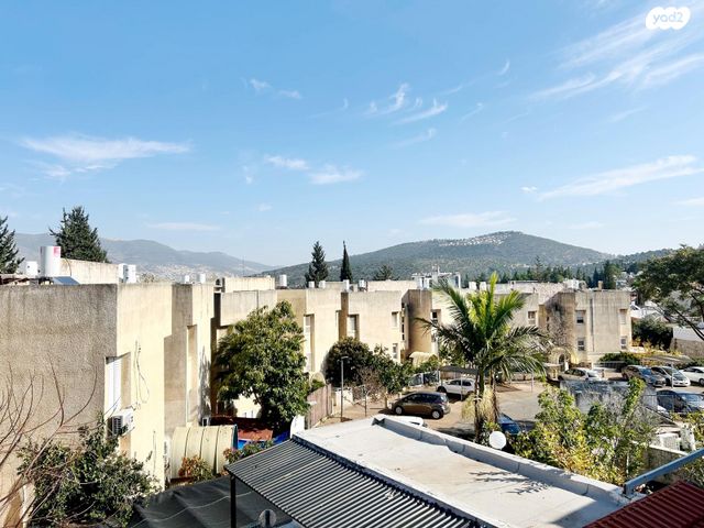 דירה, השושנים, הפרסה, כרמיאל